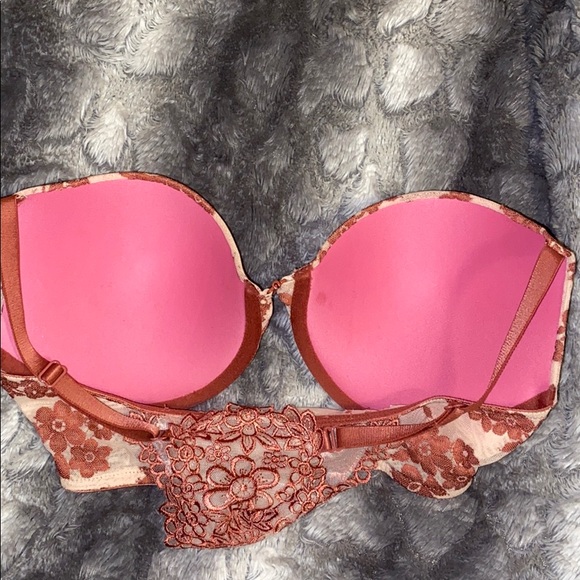 PINK Victoria’s Secret Push-Up Bra - Picture 4 of 4